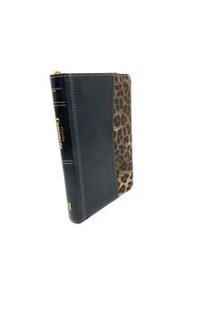 Image of RVR 1960 Biblia Compacta Con Cierre Negro/Leopardo Con Cierre Semi Piel